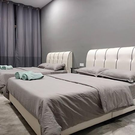 Impian Stay 0.1 Townhouse With 3 Bedrooms. กัวห์ ภายนอก รูปภาพ