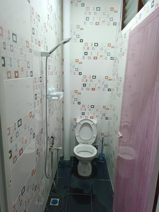 Impian Stay 0.1 Townhouse With 3 Bedrooms. กัวห์ ภายนอก รูปภาพ