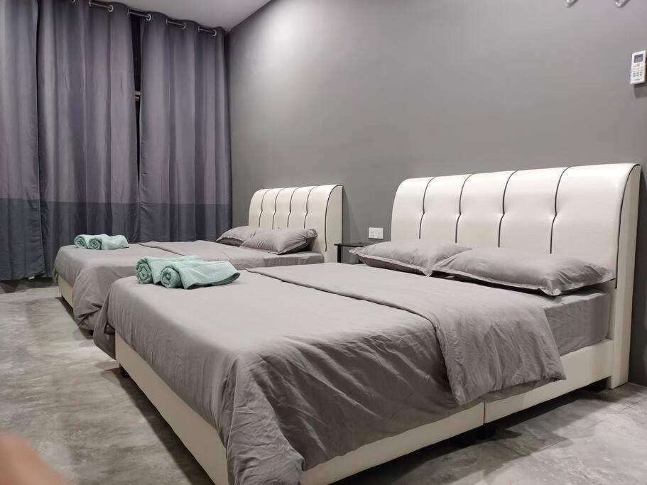 Impian Stay 0.1 Townhouse With 3 Bedrooms. กัวห์ ภายนอก รูปภาพ